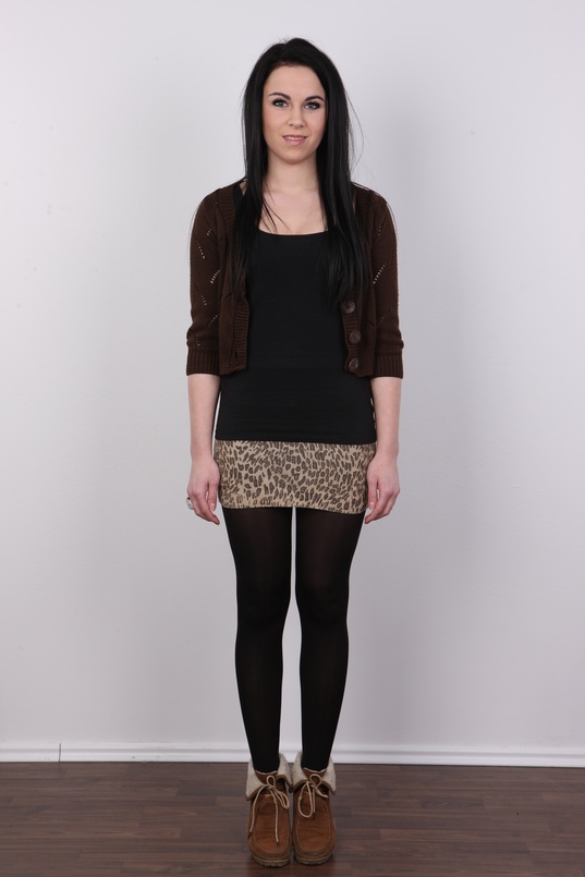 2. Download full pics of Lucie (19) from czechcasting.com