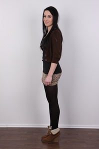 3. Download full pics of Lucie (19) from czechcasting.com