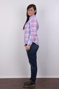 3. Download full pics of Sabina (23) from czechcasting.com