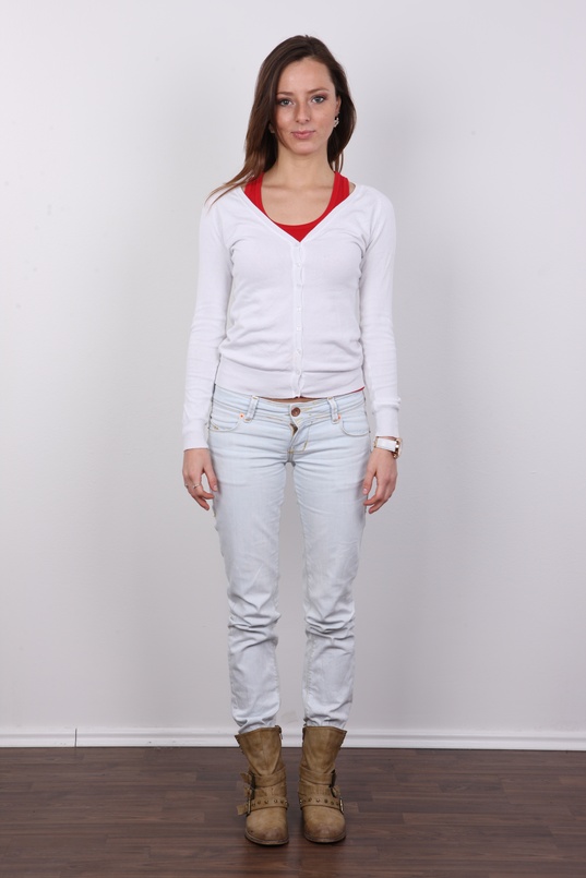 2. Download full pics of Kristyna (20) from czechcasting.com