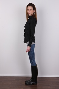 3. Download full pics of Nikola (20) from czechcasting.com