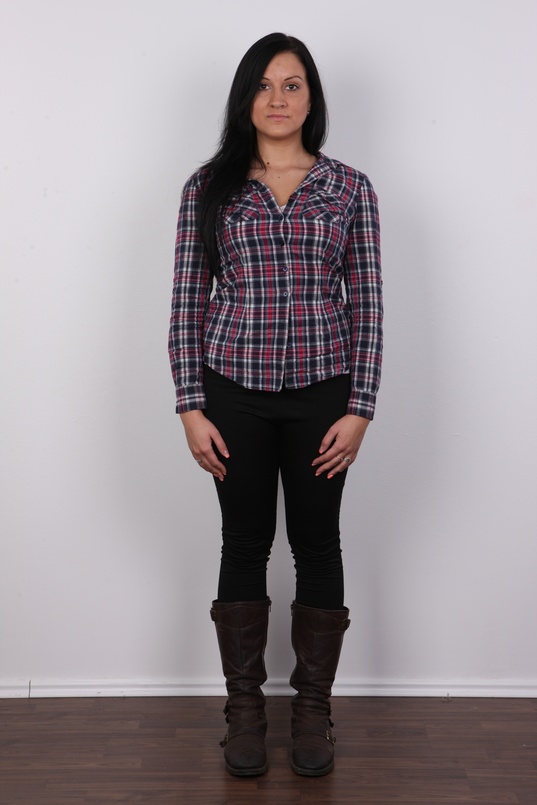 2. Download full pics of Kristyna (22) from czechcasting.com