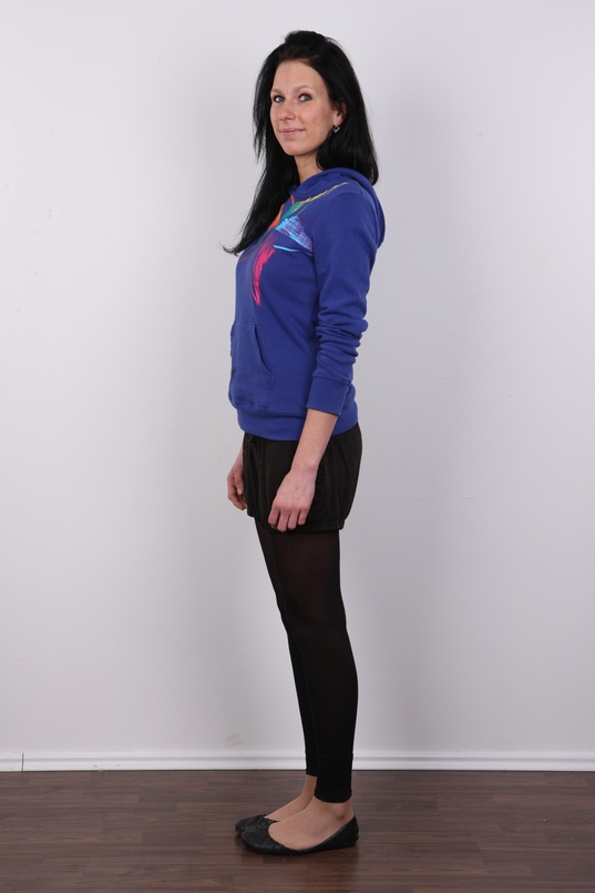 3. Download full pics of Pavla (24) from czechcasting.com