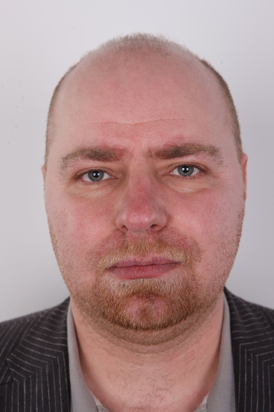 1. Download full pics of Stepan (38) from czechcasting.com