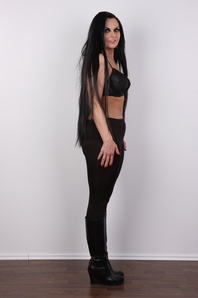 5. Download full pics of Andrea (39) from czechcasting.com