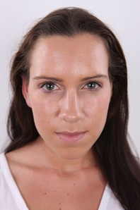 1. Download full pics of Denisa (22) from czechcasting.com