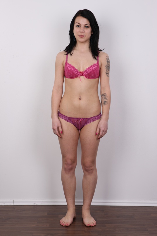 7. Download full pics of Tereza (23) from czechcasting.com