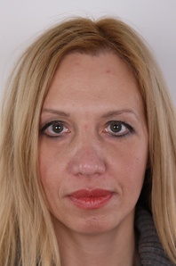 1. Download full pics of Dita (33) from czechcasting.com