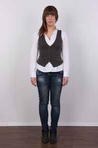 2. Download full pics of Katerina (31) from czechcasting.com