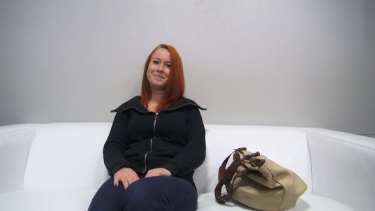 1. Download full pics of Tereza (20) from czechcasting.com