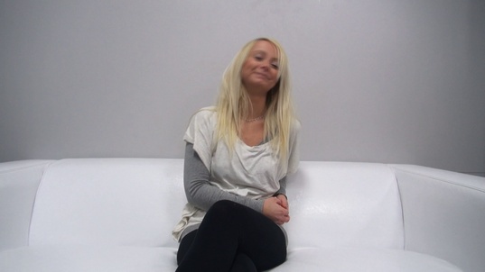 1. Download full pics of Silvie (23) from czechcasting.com