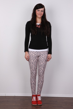 2. Download full pics of model Marketa (20) from czechcasting.com