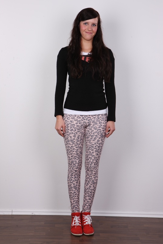 2. Download full pics of Marketa (20) from czechcasting.com