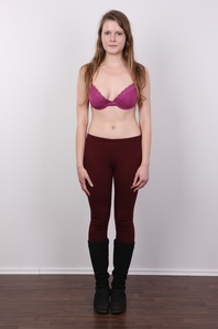 4. Download full pics of Lucie (22) from czechcasting.com