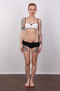 7. Download full pics of Sabina (23) from czechcasting.com