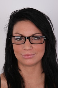 1. Download full pics of Zuzana (22) from czechcasting.com