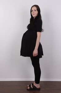 3. Download full pics of Edita (25) from czechcasting.com