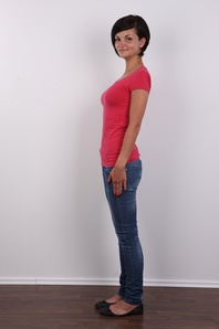 3. Download full pics of Katerina (29) from czechcasting.com