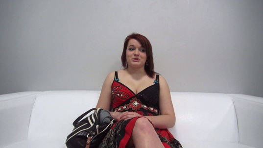 1. Download full pics of Tereza (18) from czechcasting.com