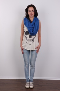 2. Download full pics of Vladka (25) from czechcasting.com