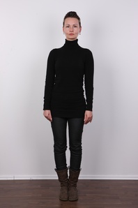 2. Download full pics of Ivana (35) from czechcasting.com