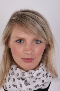 1. Download full pics of Klara (23) from czechcasting.com