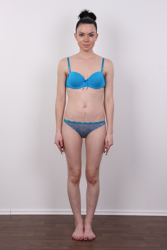 7. Download full pics of Irena (25) from czechcasting.com