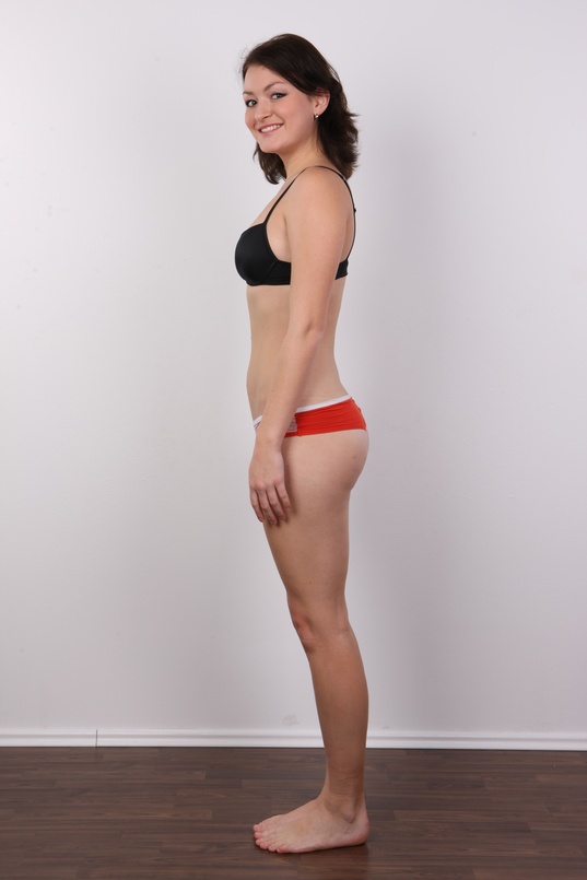 8. Download full pics of Nela (22) from czechcasting.com