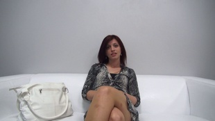 1. Download full pics of Aneta (26) from czechcasting.com