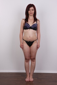 4. Download full pics of Aneta (26) from czechcasting.com