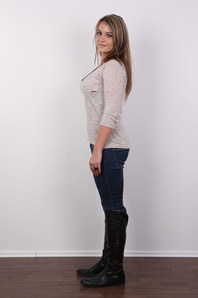 3. Download full pics of Brigita (24) from czechcasting.com