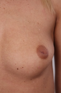 10. Download full pics of Dominika (25) from czechcasting.com