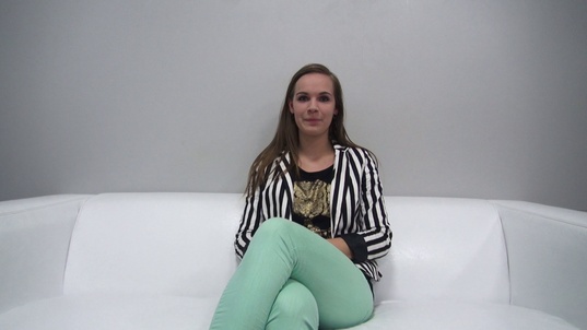 1. Download full pics of Martina (21) from czechcasting.com