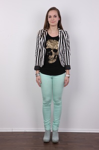 2. Download full pics of Martina (21) from czechcasting.com