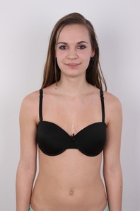 6. Download full pics of Martina (21) from czechcasting.com