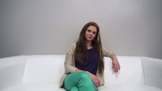 1. Download full pics of Petra (21) from czechcasting.com