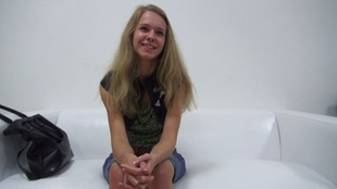 1. Download full pics of Jana (24) from czechcasting.com