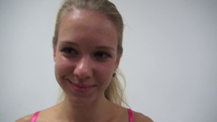 5. Download full pics of Jana (24) from czechcasting.com