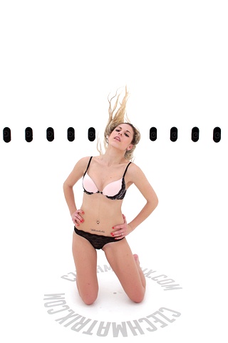 Czech Casting: Nikola (18) 360°