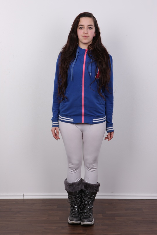 2. Download full pics of Misa (18) from czechcasting.com