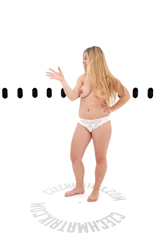 Czech Casting: Michaela (20) 360°