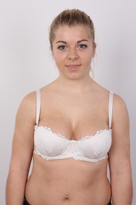 6. Download full pics of Michaela (20) from czechcasting.com