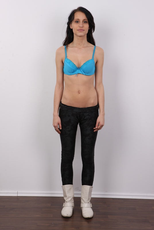 4. Download full pics of Michel (21) from czechcasting.com