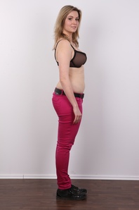 5. Download full pics of Milena (21) from czechcasting.com