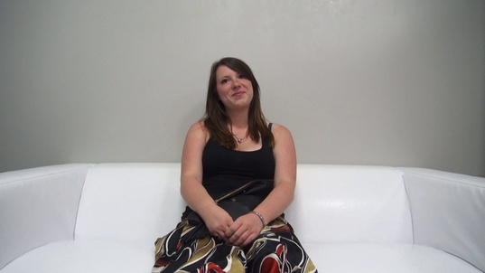 1. Download full pics of Denisa (20) from czechcasting.com