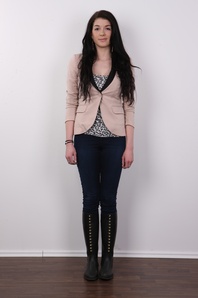 2. Download full pics of Katerina (19) from czechcasting.com