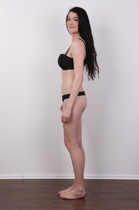 8. Download full pics of Katerina (19) from czechcasting.com