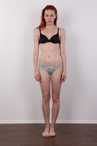 7. Download full pics of Lenka (21) from czechcasting.com