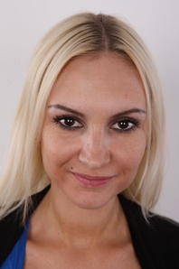 1. Download full pics of Lucie (28) from czechcasting.com