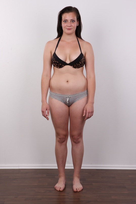 7. Download full pics of Adela (19) from czechcasting.com